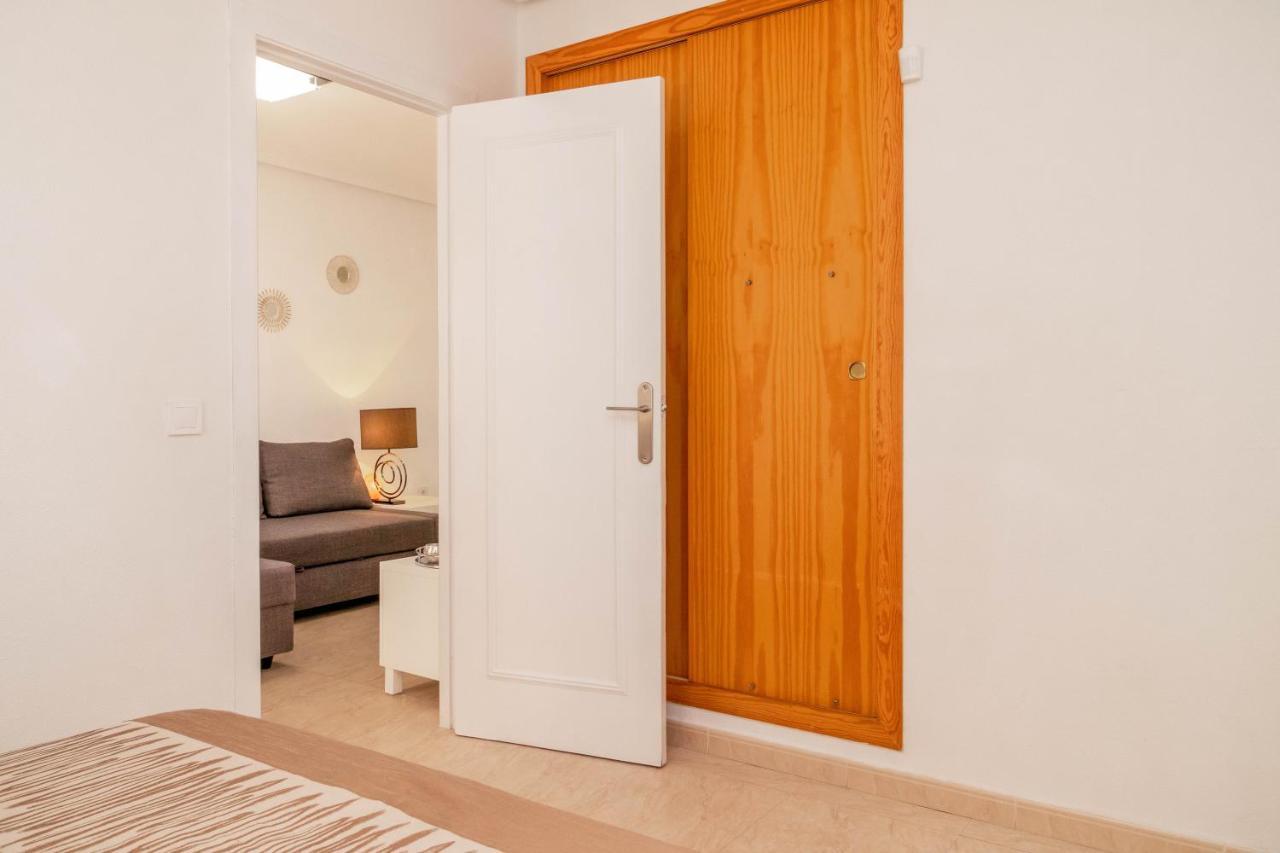 Apartamento Asta Daire Torrevieja Dış mekan fotoğraf