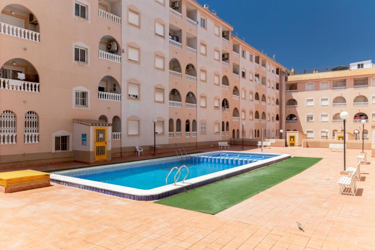 Apartamento Asta Daire Torrevieja Dış mekan fotoğraf