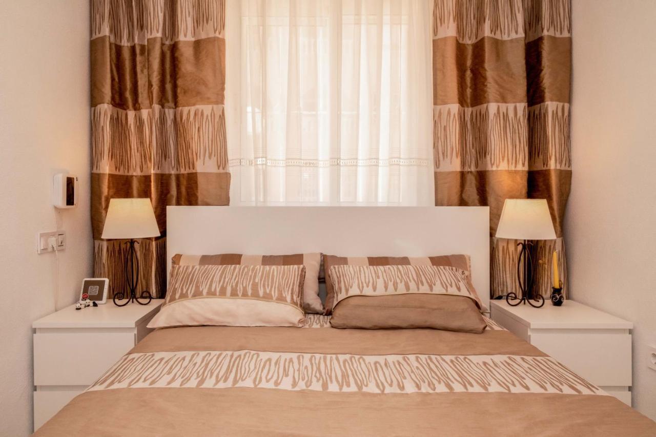 Apartamento Asta Daire Torrevieja Dış mekan fotoğraf