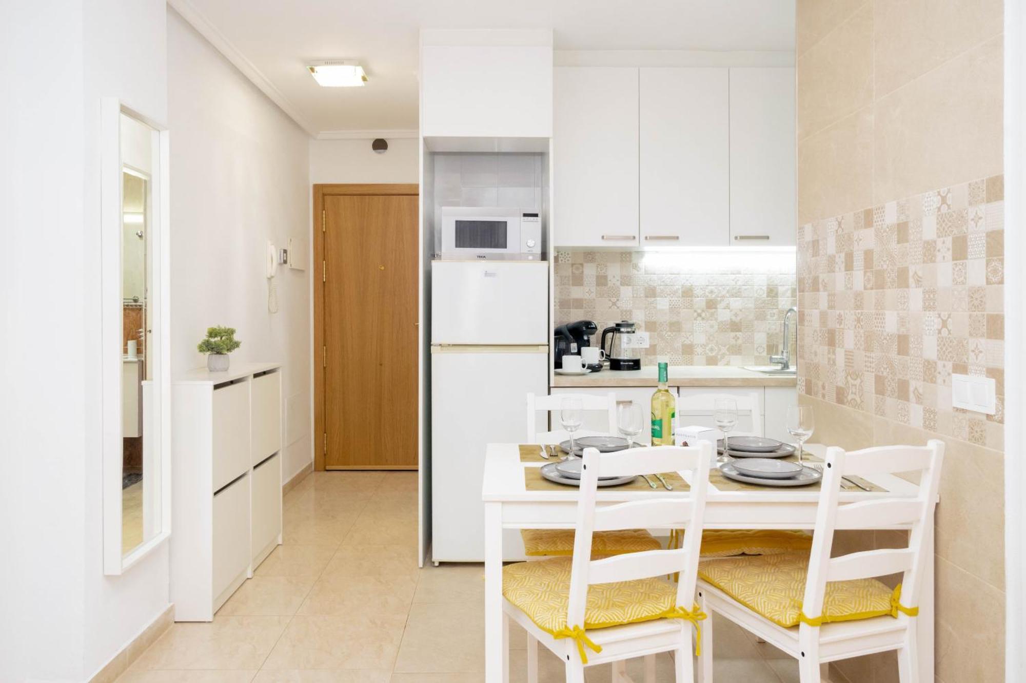 Apartamento Asta Daire Torrevieja Dış mekan fotoğraf